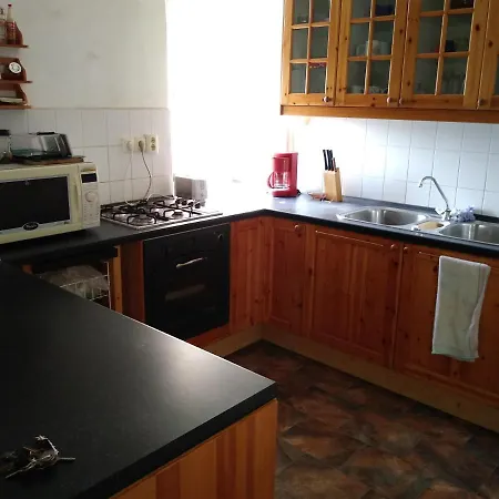 Kis Stáció 11 Beds