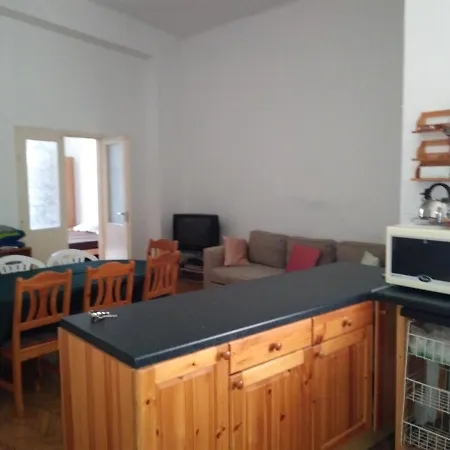 Kis Stáció 11 Beds Budapest