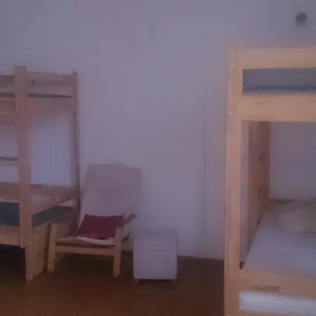 Kis Stáció 11 Beds Appartamento Budapest